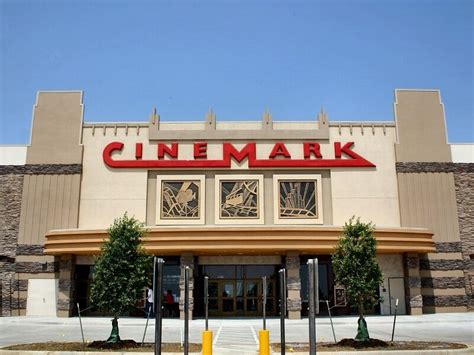 Cinemark, Moore